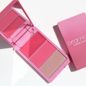 NIB Pear Nova Cheek Palette
